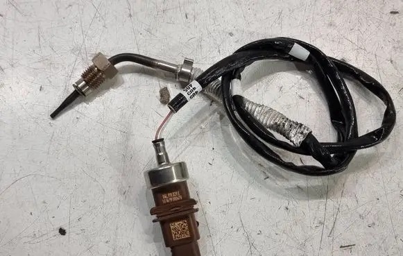 Audi Q5 SQ5 Exhaust gas temperature sensor 04L919529E