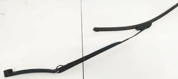 KIA Sorento Front wiper blade arm