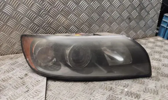 Volvo V50 Headlight/headlamp 30698880