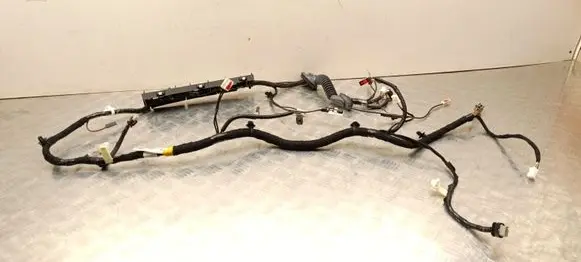 Tesla Model Y Tailgate/trunk wiring harness P1489055