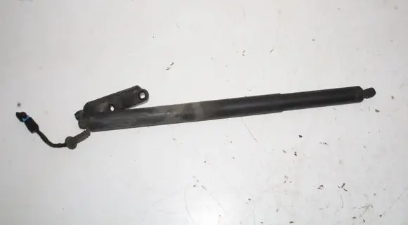 BMW X2 F39 Tailgate/trunk strut/damper 7423847