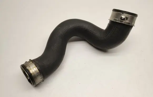 Mercedes-Benz CLK A209 C209 Intercooler hose/pipe A2035283182
