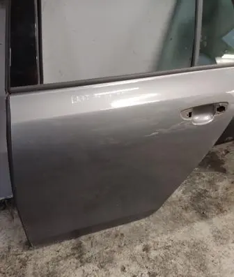 Volkswagen Golf VI Rear door 5k6833311