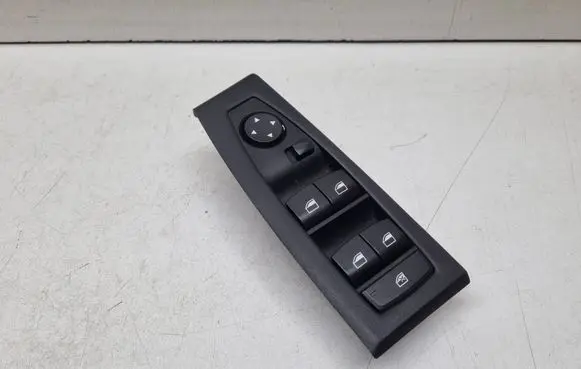 BMW 2 F46 Electric window control switch 9297347