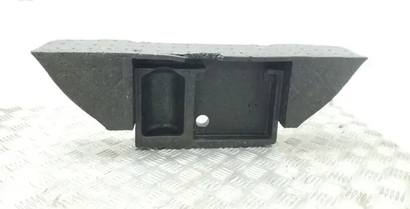 Volkswagen Touran II Tool box 1T0863470G