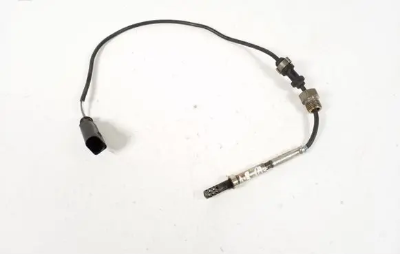 Audi A8 S8 D3 4E Exhaust gas temperature sensor 057906088