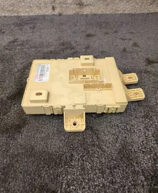 KIA Sportage Fuse module 919503W030