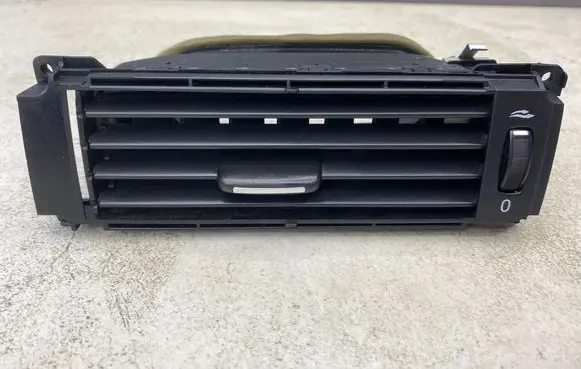 Volvo V70 Dashboard side air vent grill/cover trim 30643314 30755179