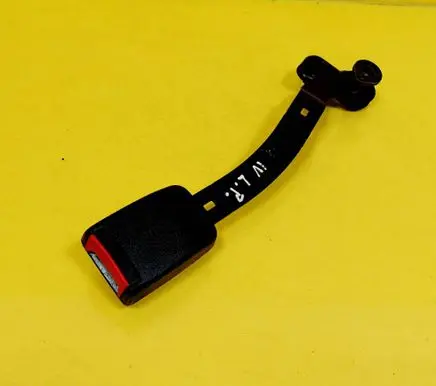 Volkswagen Golf IV Front seatbelt buckle 1J4858471