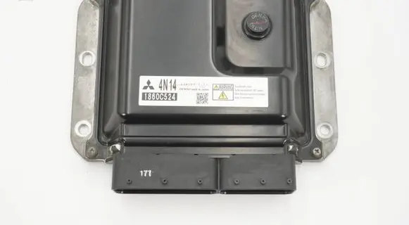 Mitsubishi Outlander Engine control unit/module 1860C524