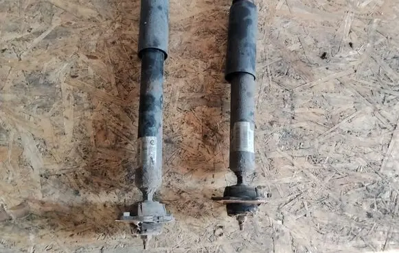 BMW 1 E81 E87 Rear shock absorber/damper 6771555 E87H001B 105413