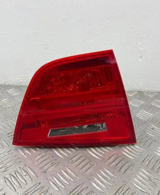 Tailgate rear/tail lights