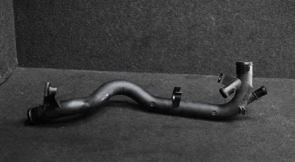 Audi A5 8T 8F Engine coolant pipe/hose 03L121071B