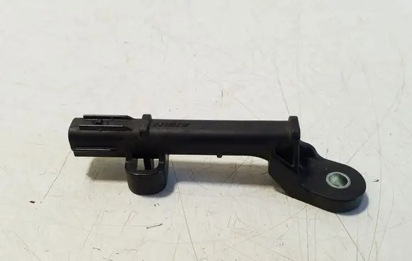 Toyota Yaris Cross Keyless system antenna 8999730100