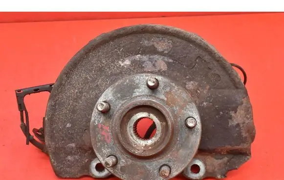Citroen C-Crosser Front wheel hub spindle knuckle