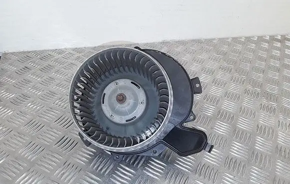 Chrysler 300 - 300C Heater fan/blower e07901 9405429