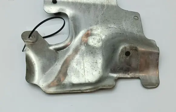 BMW 5 GT F07 Heat shield in engine bay 7224341 51487224341