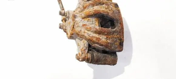 Toyota Corolla Verso AR10 Front brake caliper