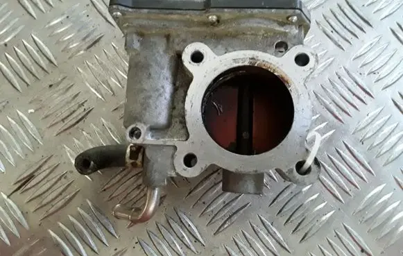 Toyota Yaris Throttle valve 2203047010 4N061191 142003N12