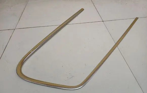 Volkswagen PASSAT B6 Rear door glass trim molding 