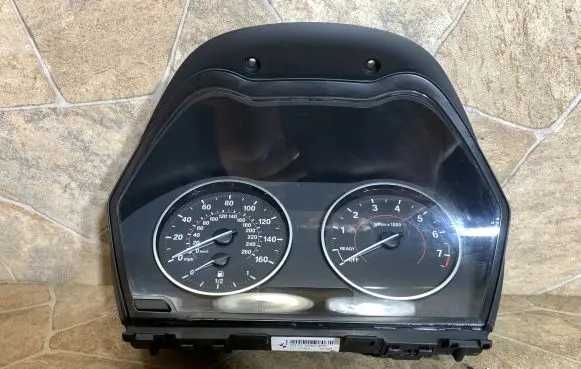 BMW 1 F20 F21 Speedometer (instrument cluster) 9287465