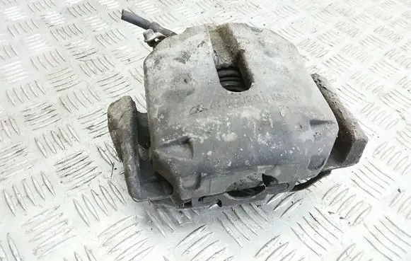 BMW 5 E39 Front brake caliper
