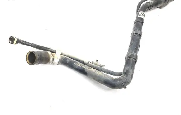 Fuel tank filler neck pipe
