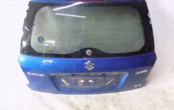 Suzuki SX4 Tailgate/trunk/boot lid