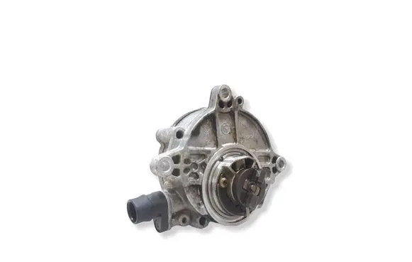 BMW 1 E81 E87 Vacuum pump 7547024 11667547024