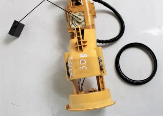 BMW X5 E53 In-tank fuel pump 1184928
