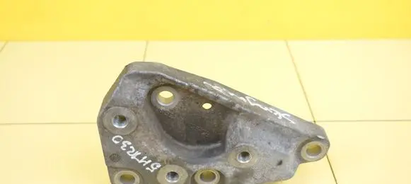 Volvo S60 Gearbox mounting bracket 9G917M125CB B4164T3