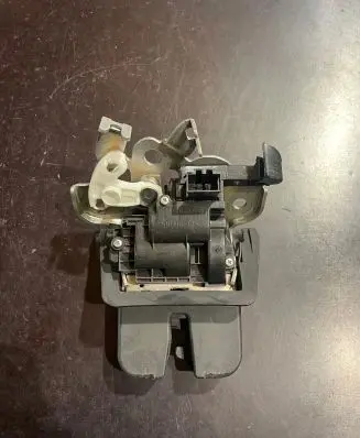 Audi Q5 SQ5 Tailgate/trunk/boot lock/catch/latch 8R0827505 030301070213