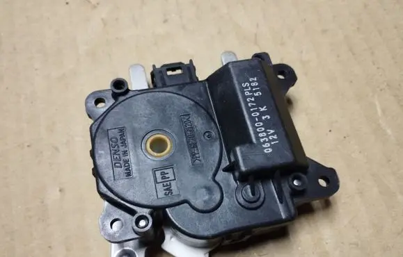 Honda Legend Air flap motor/actuator 0638000172PLS