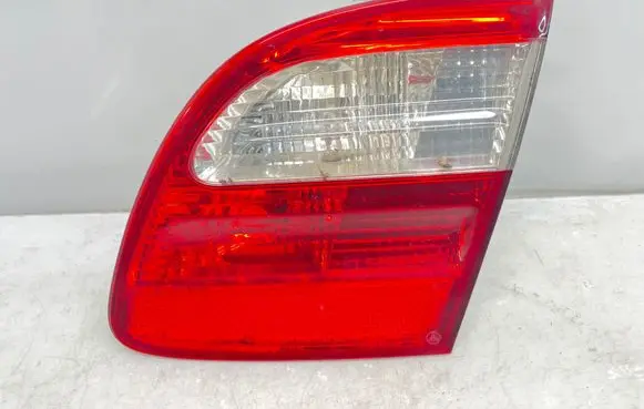 Mercedes-Benz E W211 Tailgate rear/tail lights A2118201464