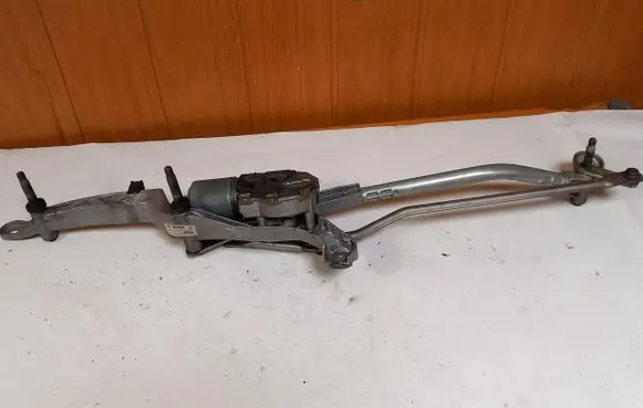 Mercedes-Benz E W212 Front wiper linkage A2128201240