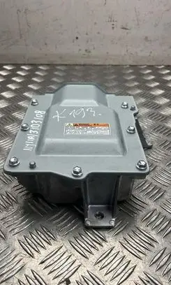 Toyota C-HR II Voltage converter inverter 8267010100