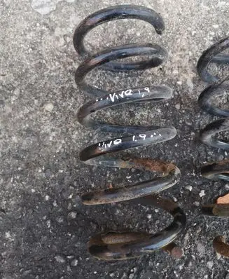 Opel Vivaro Front coil spring