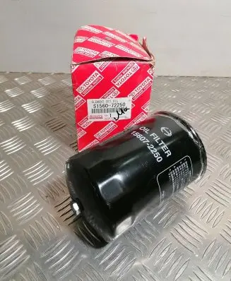 Toyota RAV 4 (XA30) Oil filter cover S156072250
