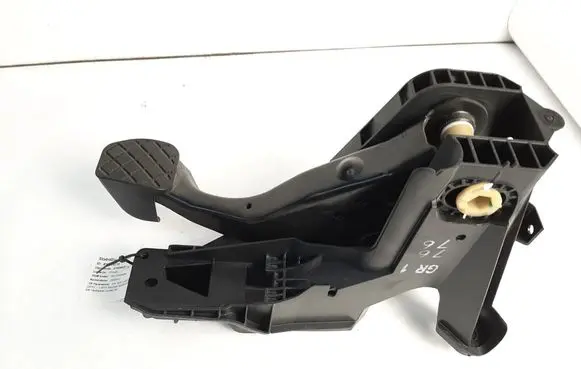 Volkswagen Golf VII Brake pedal 5Q1721058AM