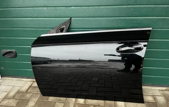 Mercedes-Benz CLS C257 Front door C040