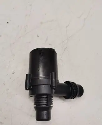 BMW X5 F15 Electric auxiliary coolant/water pump 9197085
