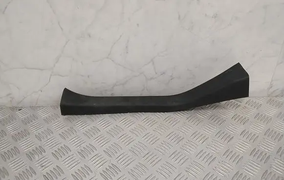 Nissan Leaf II (ZE1) Rear sill trim cover 769B63NL0A