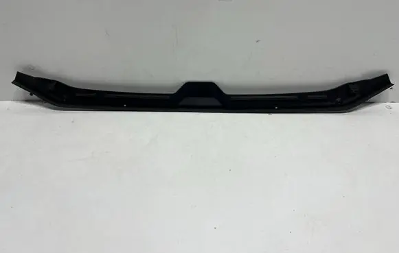 Audi A4 S4 B9 Engine compartment rubber 8W0823124