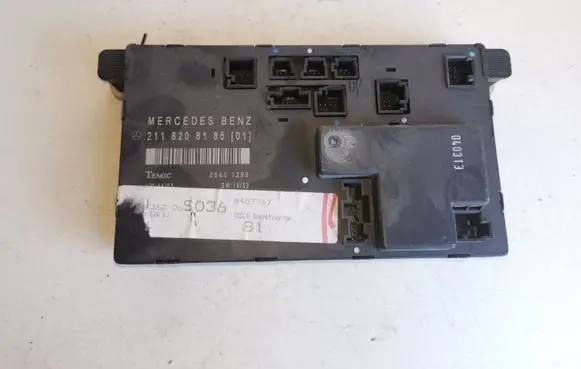 Mercedes-Benz E W211 Door control unit/module 2118208185