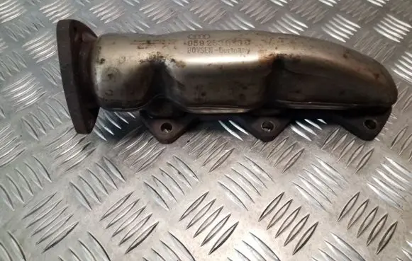 Audi A4 S4 B6 8E 8H Exhaust manifold 059253033C