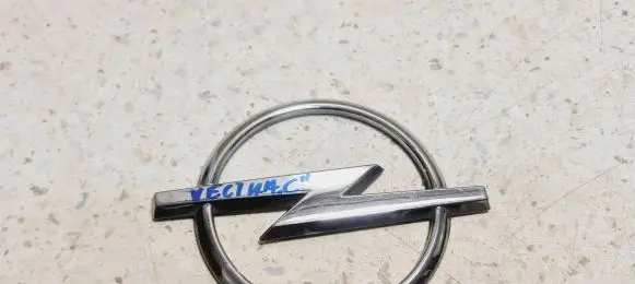 Opel Vectra C Manufacturers badge/model letters 24467407 314090000