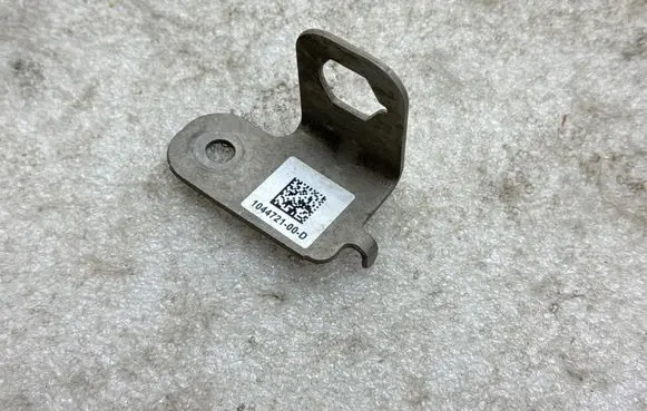 Tesla Model 3 Other front suspension part 104472100D