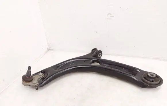 Volkswagen Tiguan Front lower control arm/wishbone 