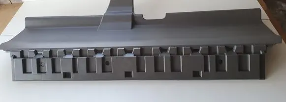 Nissan Leaf I (ZE0) Tailgate/boot lid lock trim 