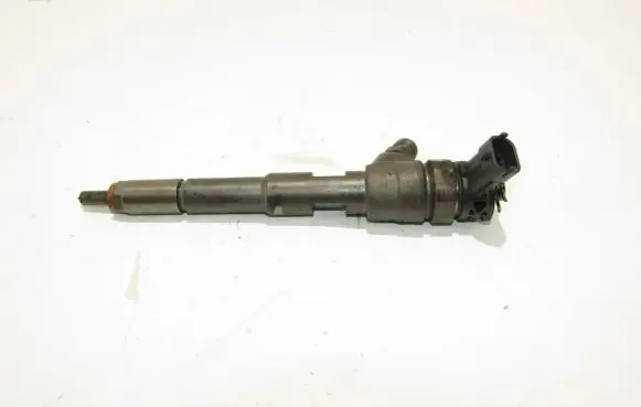 Renault Captur Fuel injector 0445110652
